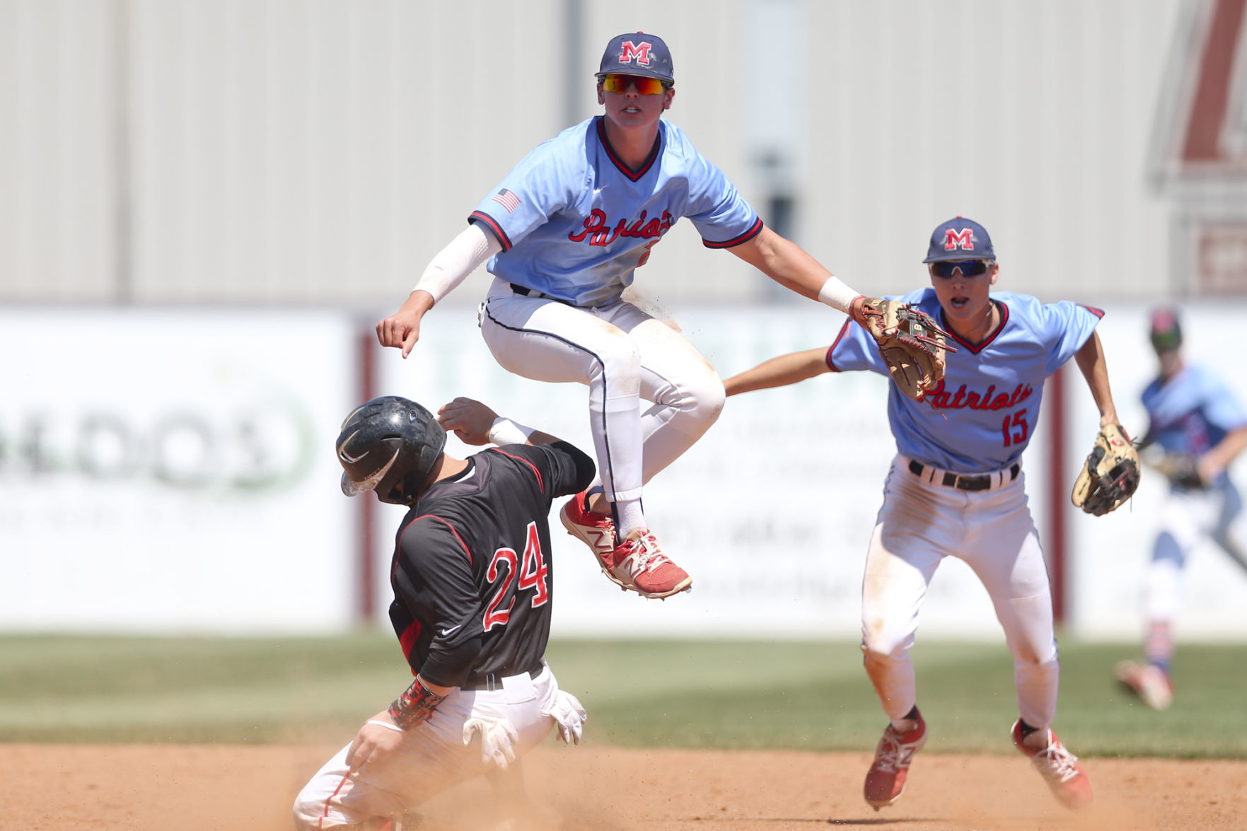 Metro wins 3A baseball